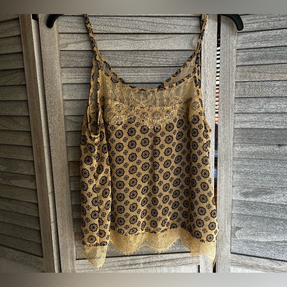 Black & Tan Cami Boho Top with Lace Trim Woman’s Size Small Juniors - Picture 4 of 9